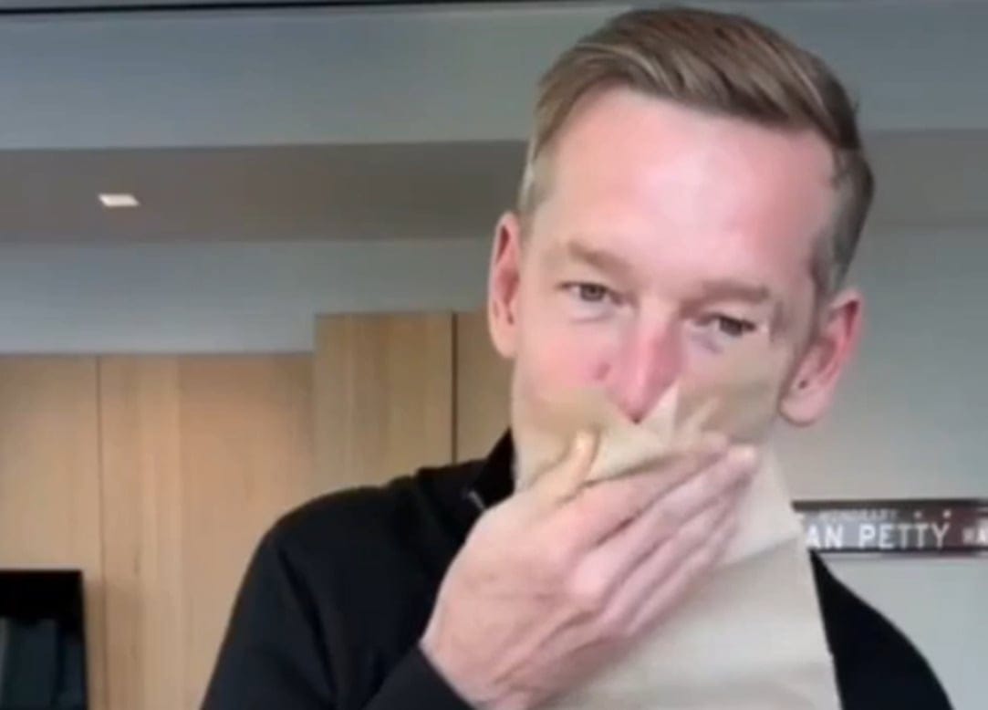 CEO de McDonald's en el punto de mira: ¿Debería dejar la creación de hamburguesas a los profesionales?